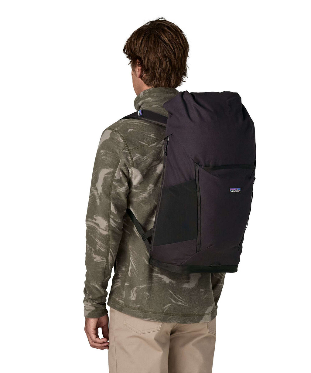 Patagonia Fieldsmith Hiking backpack black