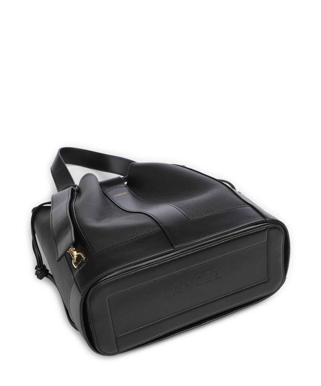 Lancel Elles M Bucket bag black