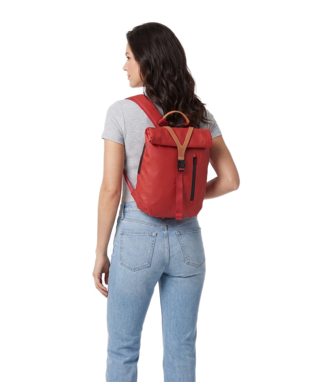 Aunts & Uncles Japan Kiso Rolltop backpack red