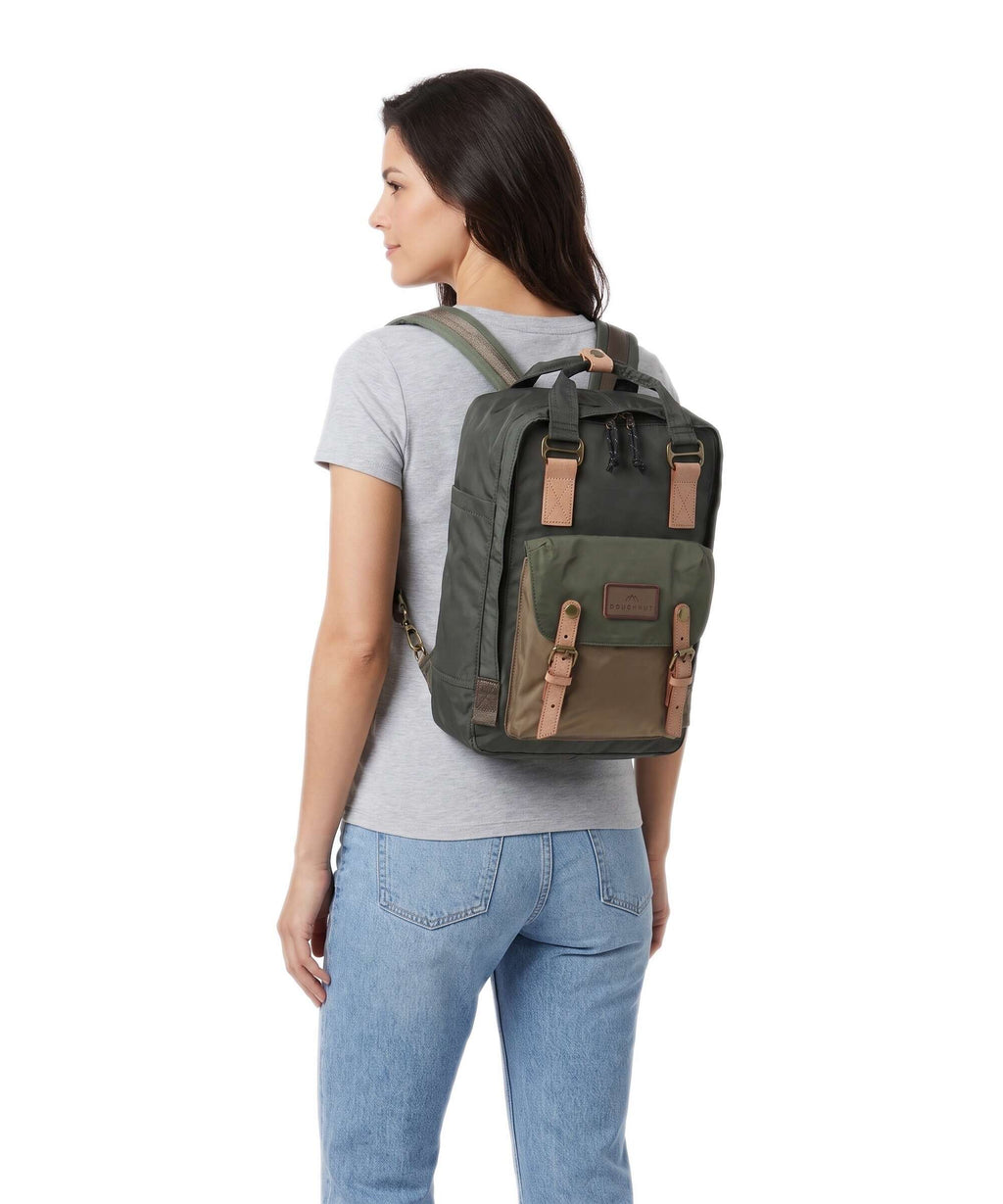 Doughnut Jungle Macaroon Backpack olive/army