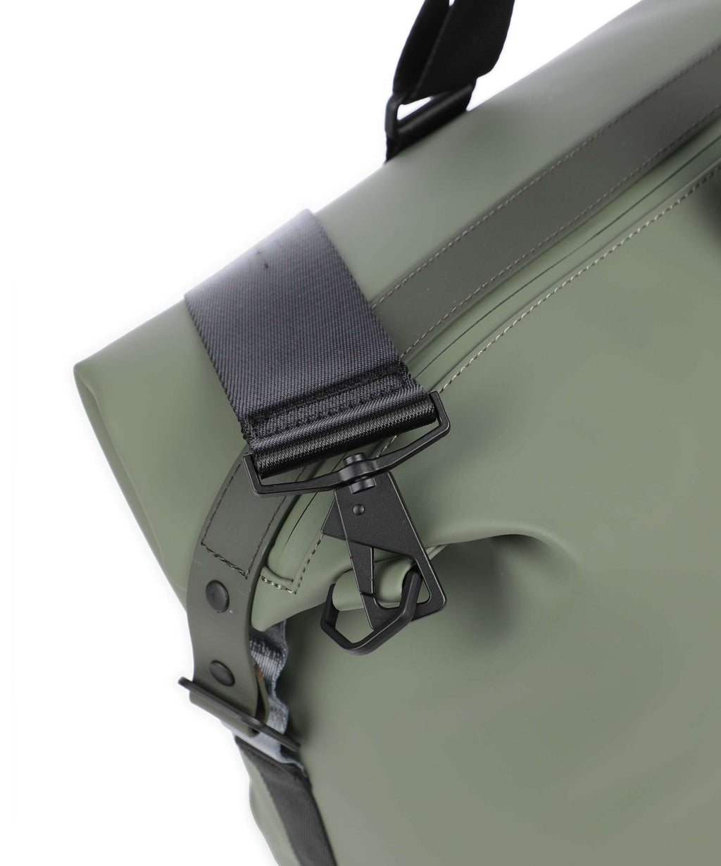 Rains OTG Weekend bag well