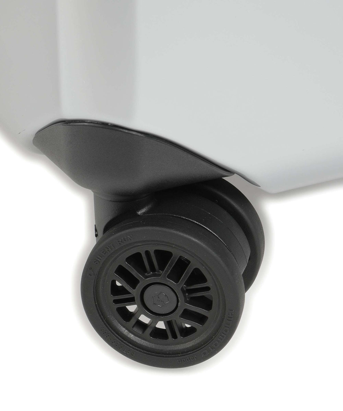 Victorinox Airox Medium Spinner (4 wheels) silver