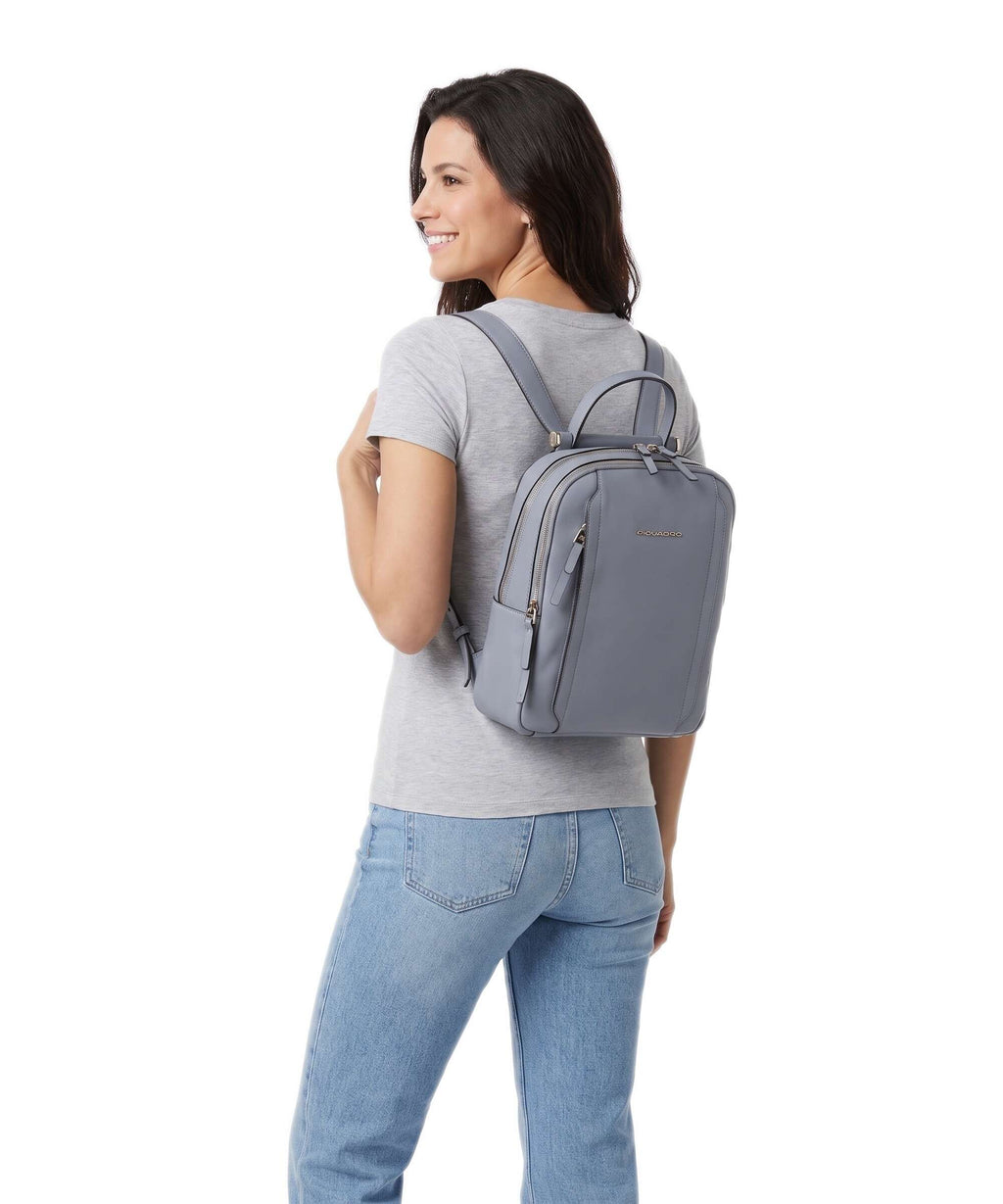 Piquadro Circle Backpack light blue