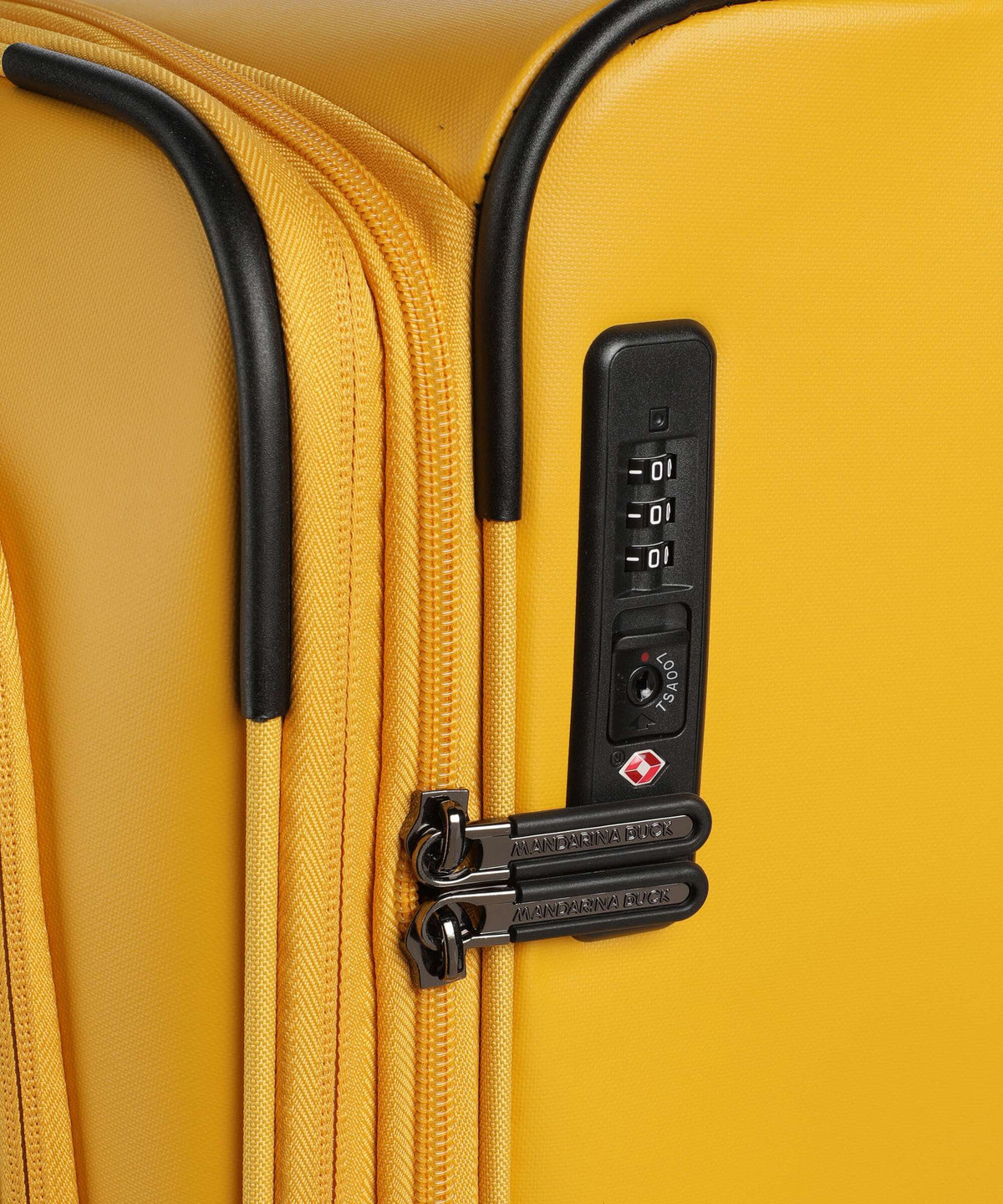 Mandarina Duck Eco Coated Spinner (4 wheels) duck yellow