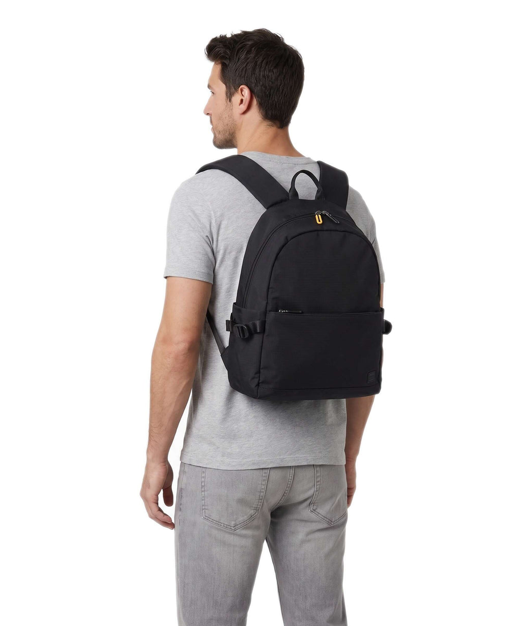 Mandarina Duck Y-Lite Backpack black