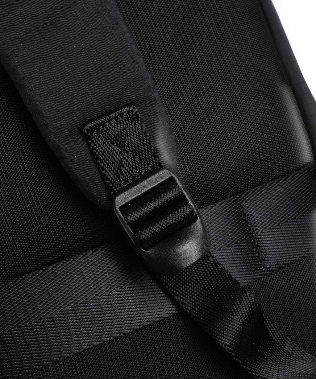 Mandarina Duck Y-Lite Backpack black