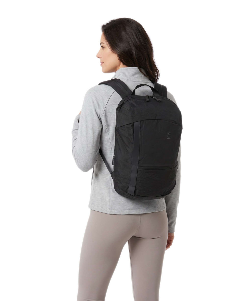Chrome District Collection Camden 16 Backpack black