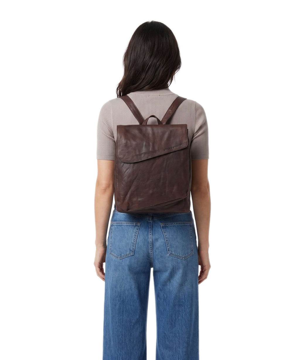 Spikes & Sparrow Bronco Tina Backpack dark brown