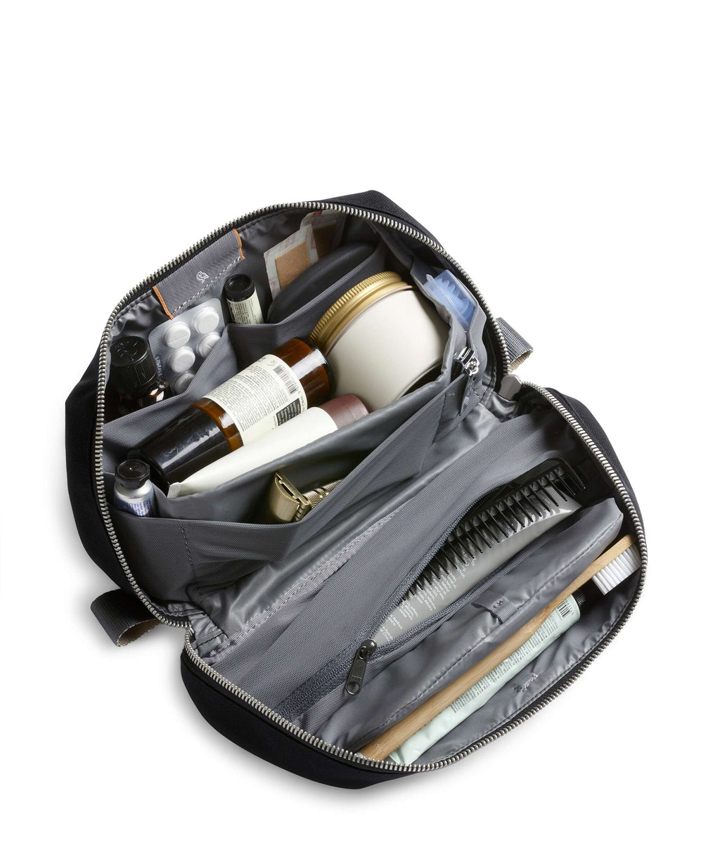 Bellroy Plus Toiletry bag black