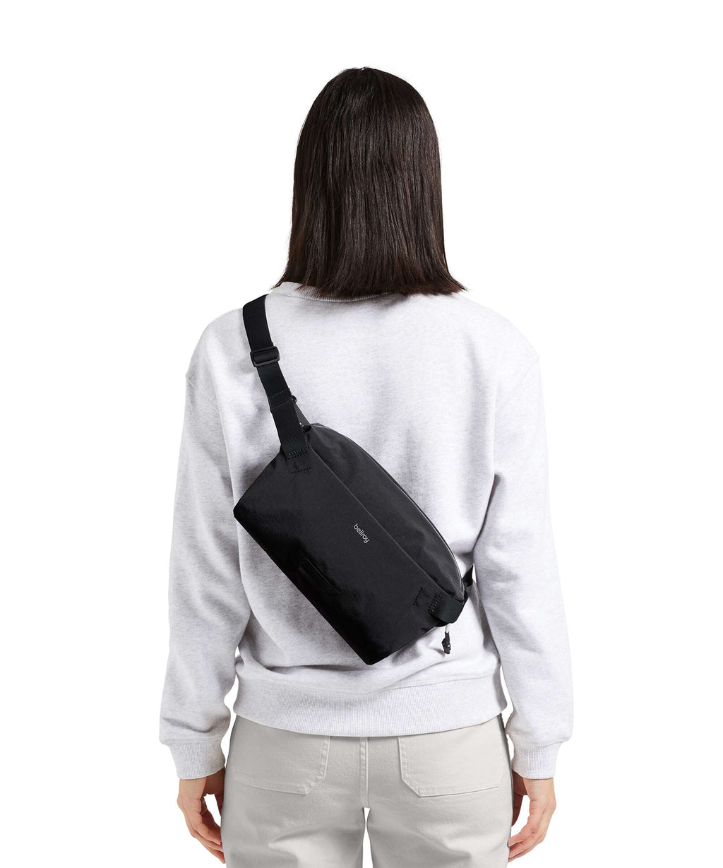 Bellroy Lite 7 Sling bag black