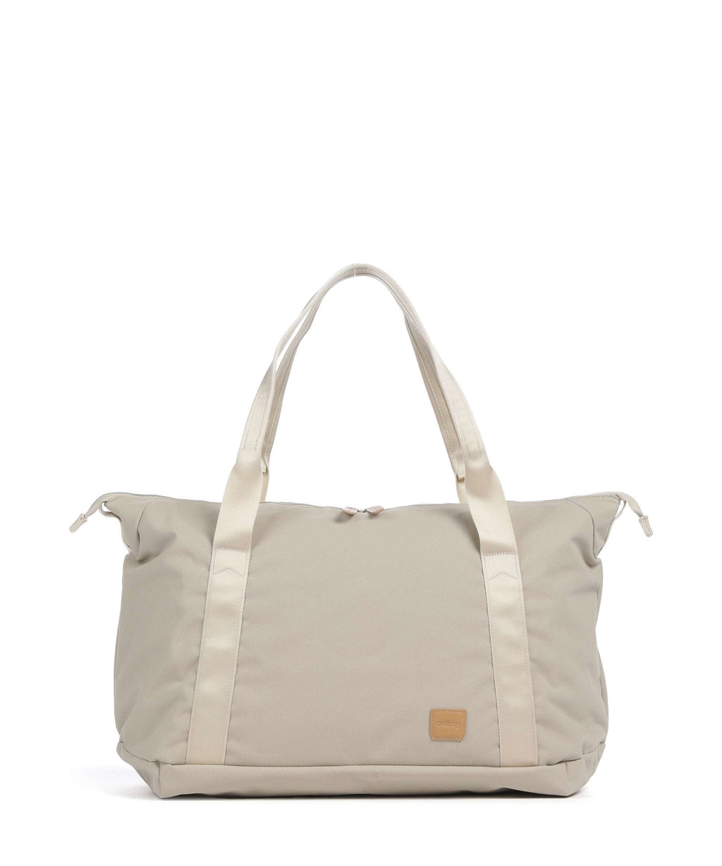 Bellroy Classic Getaway Weekend bag tahini